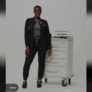 FIGS Technical Bellry Scrub Jacket Women Sz Smal  Black Full Zip